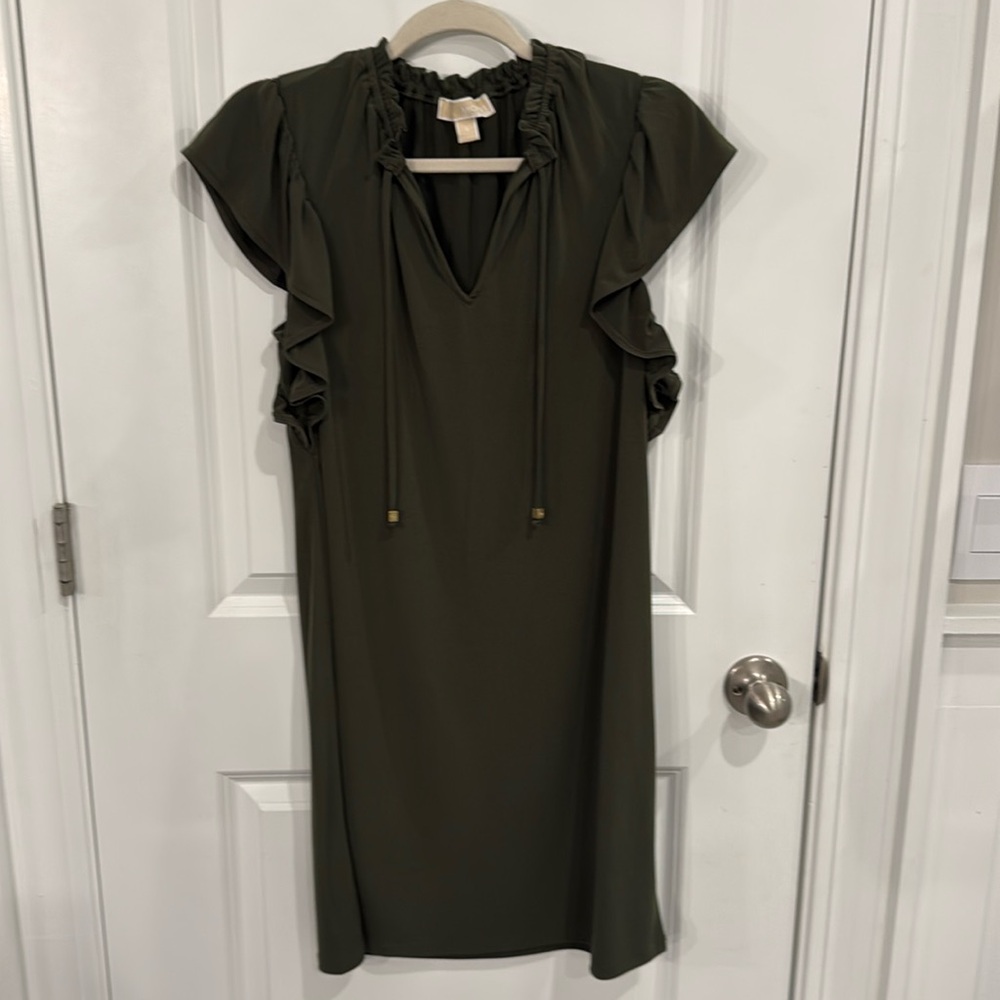 Green, fitted MK dress, small